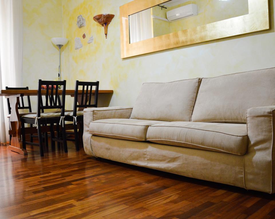 Tridomus Apartment - Mecenate 77 Roma Habitación foto