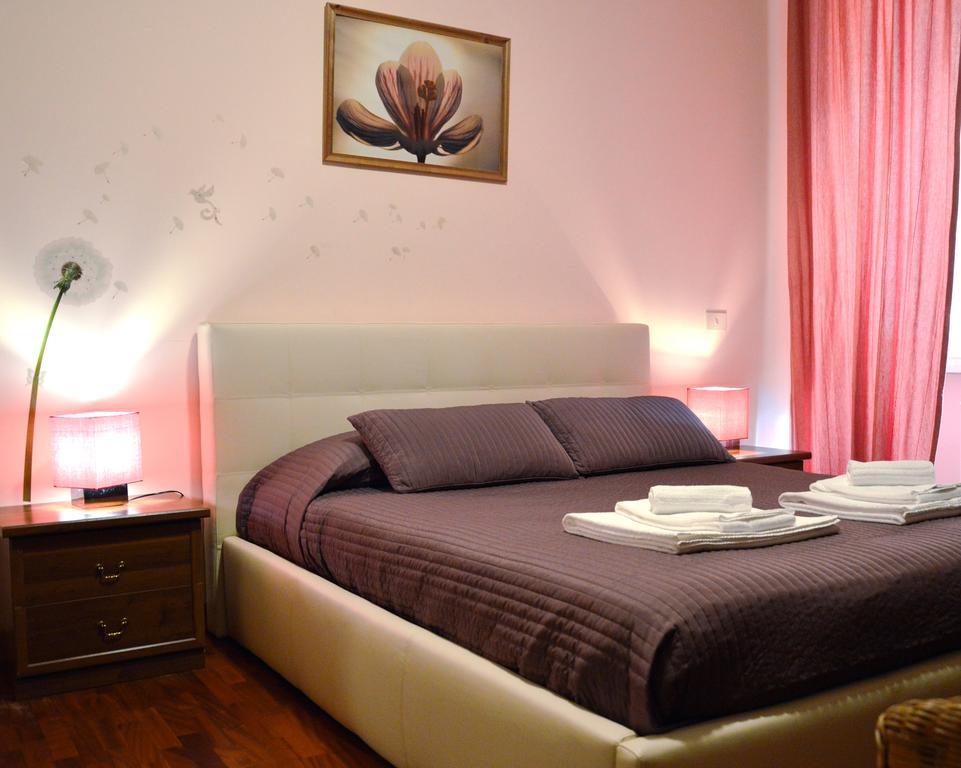 Tridomus Apartment - Mecenate 77 Roma Habitación foto